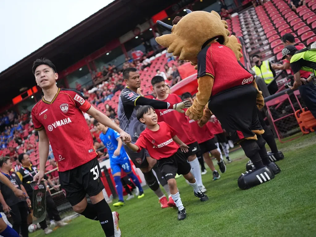 Mitsubishi Heavy Industries Sponsorship Activation with Muangthong United